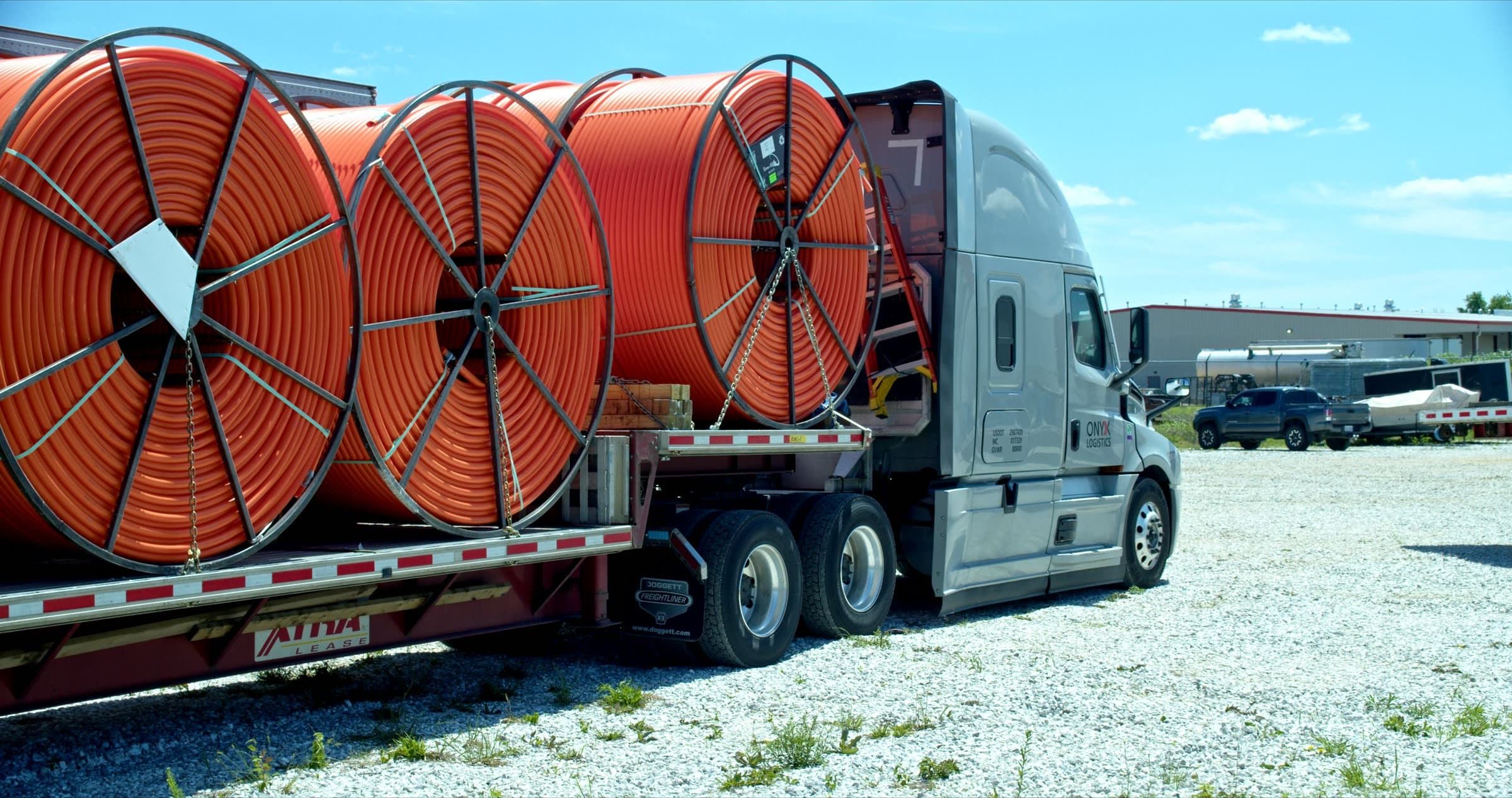 Onyx Logistics specialized freight — oversized and heavy haul